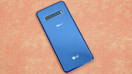 LG's V60 ThinQ 5G is big and powerful, but LG's software gets in the way |  CNN Underscored